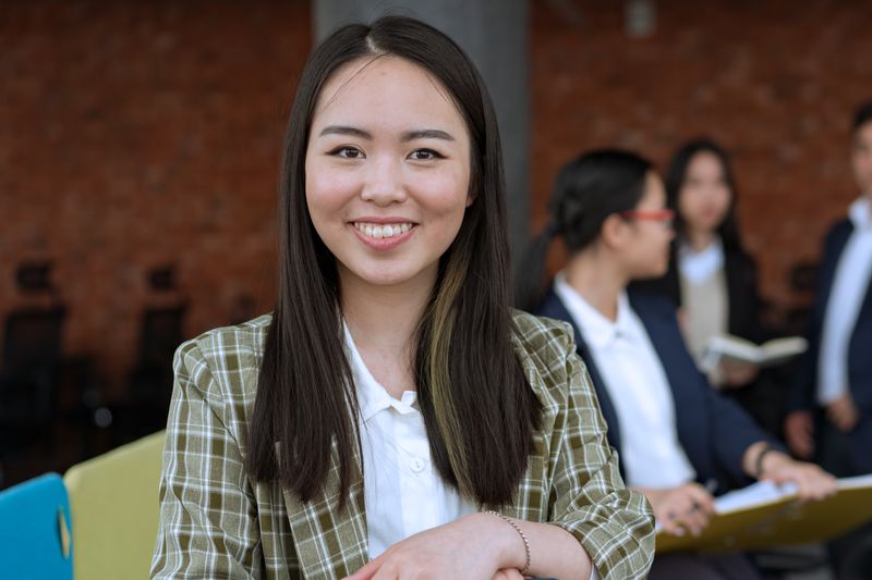 Sandra Kim — Customer Experience Manager at Wing Snob