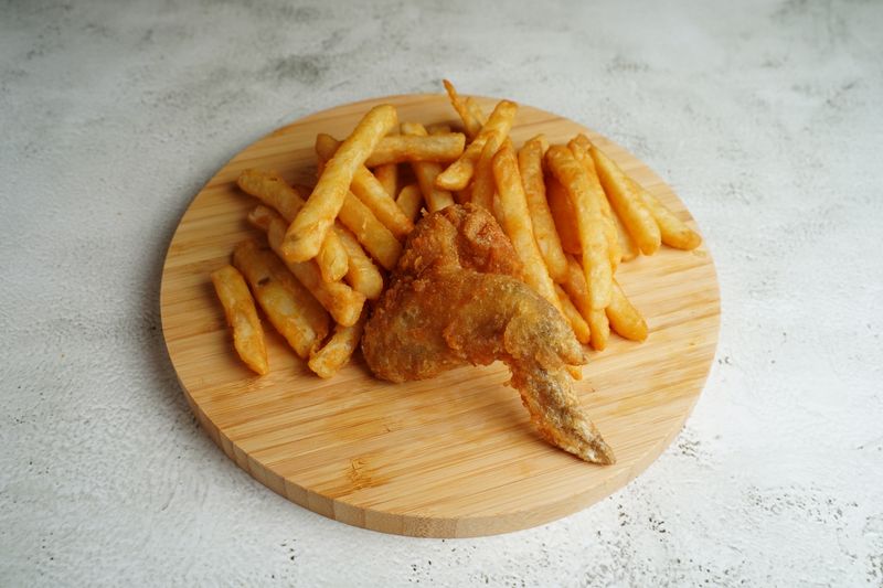 Honey Gold Wings — wingsnob specialty